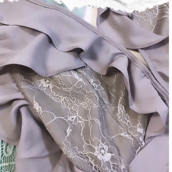 Deep V neck open back jumpsuit ❣️ - Picture 3 of 4